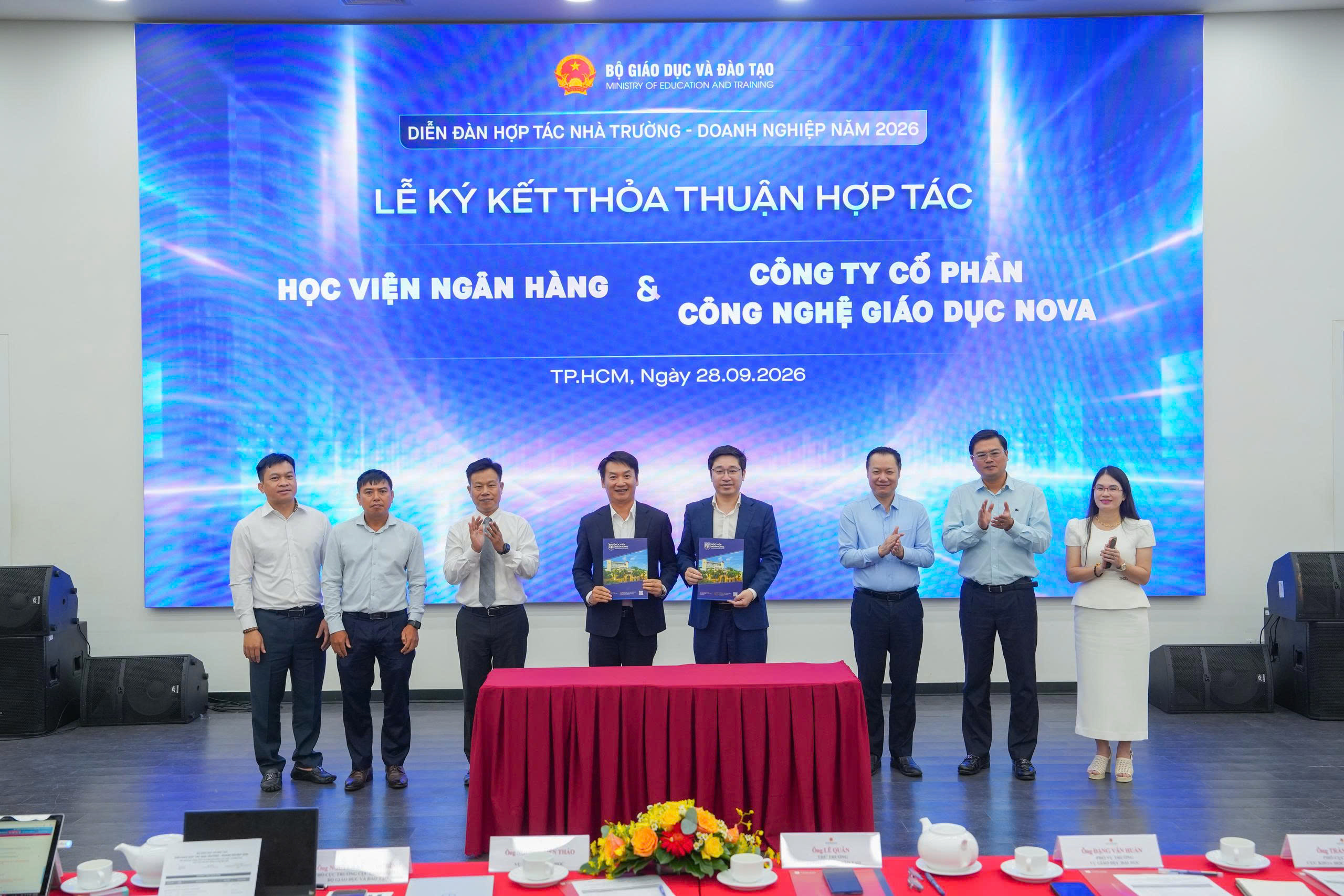 NOVAEDU CÙNG HỌC VIỆN NGÂN HÀNG HIỆN THỰC HÓA MÔ HÌNH “3 NHÀ”: KẾT NỐI NHÀ NƯỚC – NHÀ TRƯỜNG – DOANH NGHIỆP